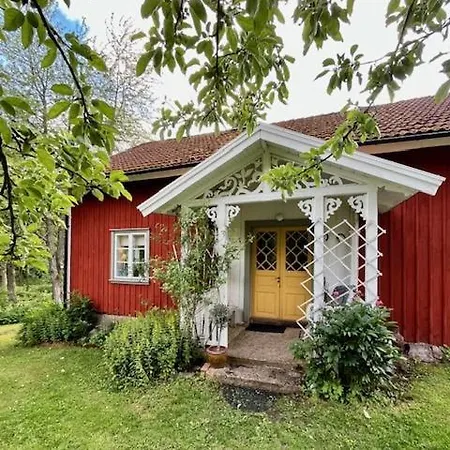 Stuga I Vallebygden, Axvall Exterior photo